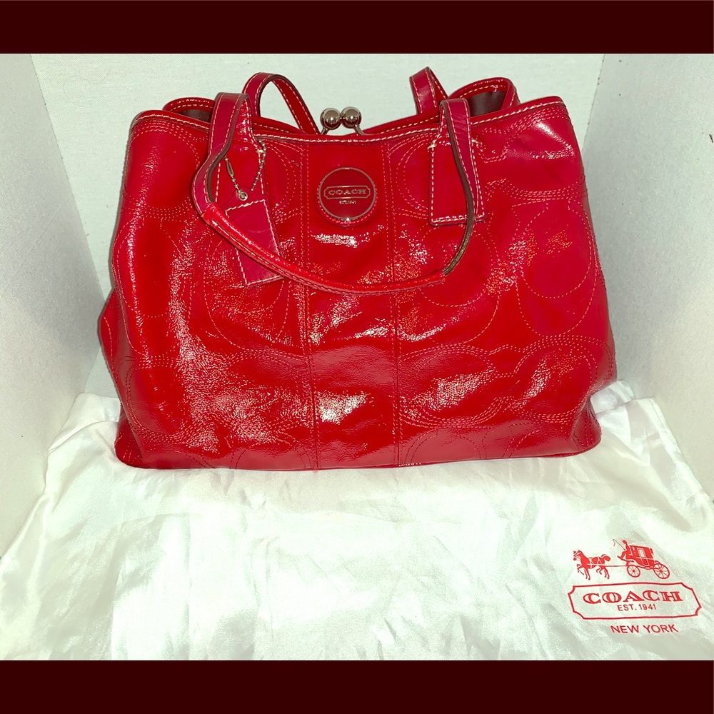 🎈 Coach Handbag